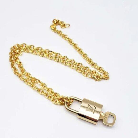 Authentic Louis Vuitton Lock & Key w/ 18k Gold Plated Chain Necklace 121525 - Picture 7 of 9